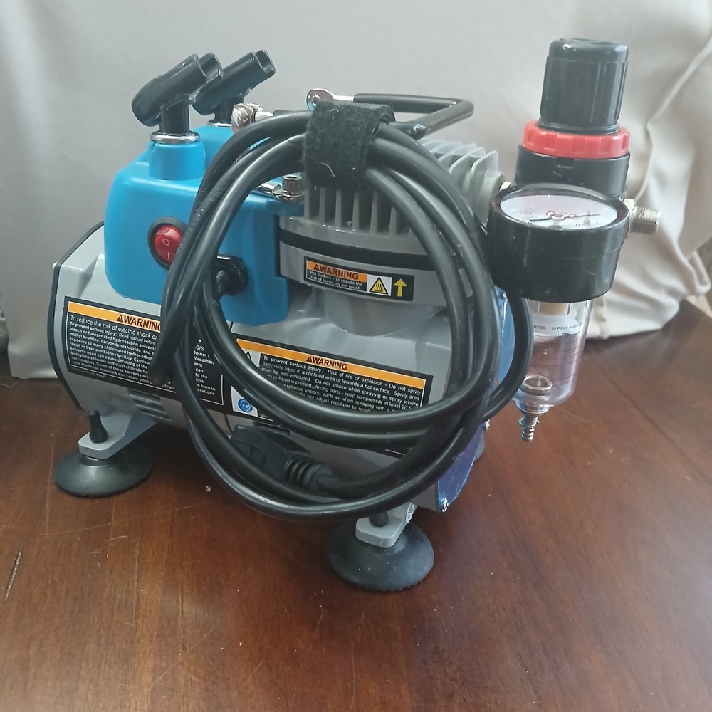 Avanti Airbrush Compressor/Used
