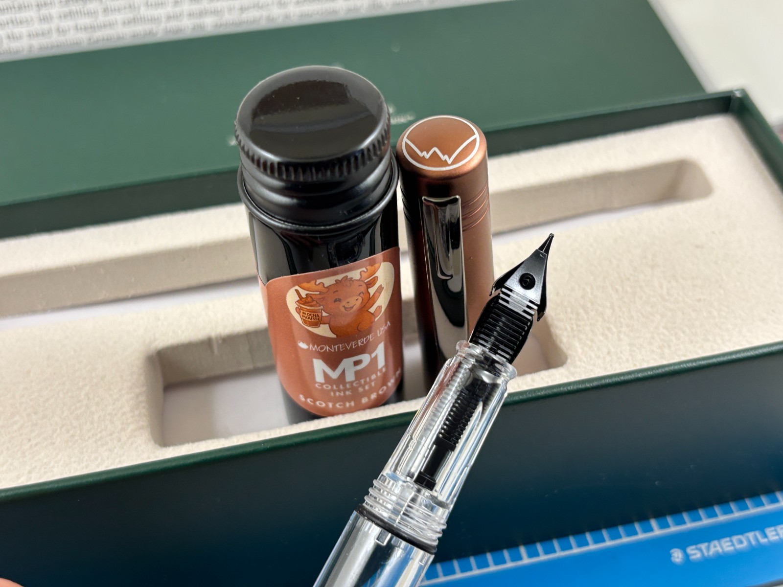 Judd's NEW Monteverde MP1 Lock It Piston Fountain Pen w/15ml Ink Bottle