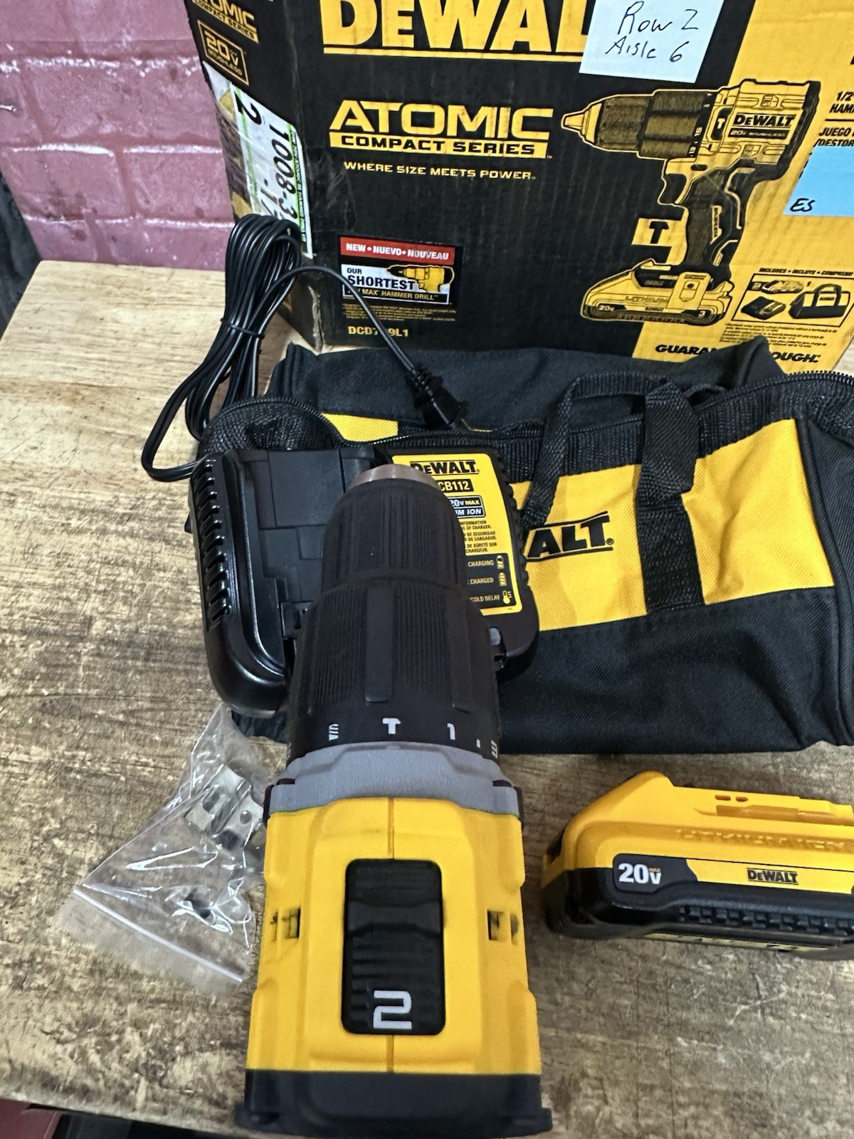DeWalt DCD799L1 20V Atomic Compact Series Li-Ion 1/2" Cordless Hammer Drill Kit