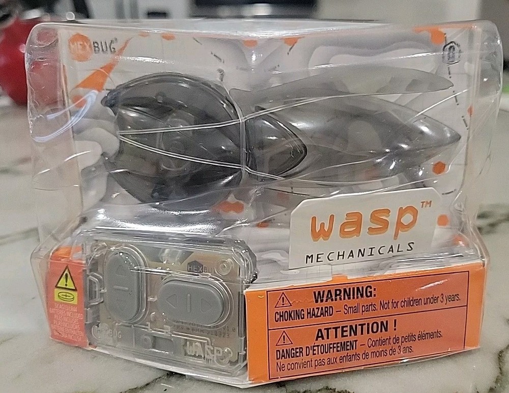 Hexbug Micro Robotic Creatures Mechanicals Wasp Black R/C Remote Control NIB