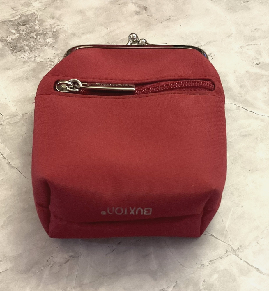 Buxton Snap Metal Frame Red Nylon Cigarette Case