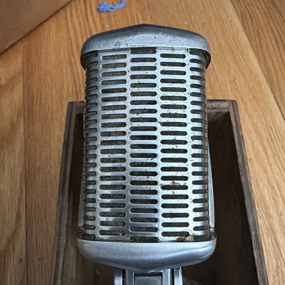 ASTATIC 77L DYNAMIC MICROPHONE Not Tested.