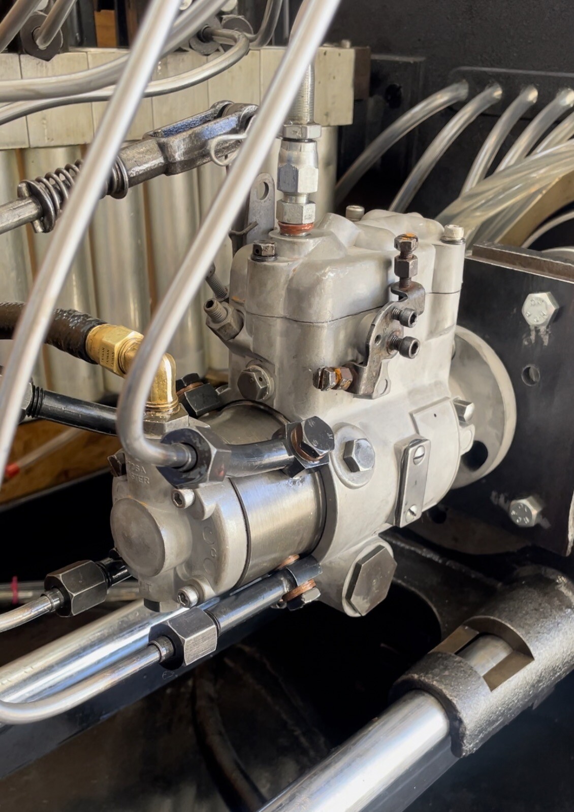 Rebuild Service For Roosa Master Fuel Injection Pumps. You Send In Your Pump.