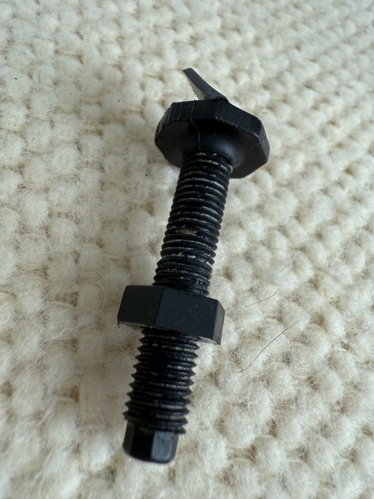 Plastic Thread In Archery Flipper Rest