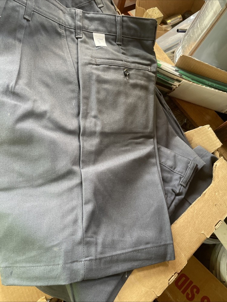 work shorts size 30