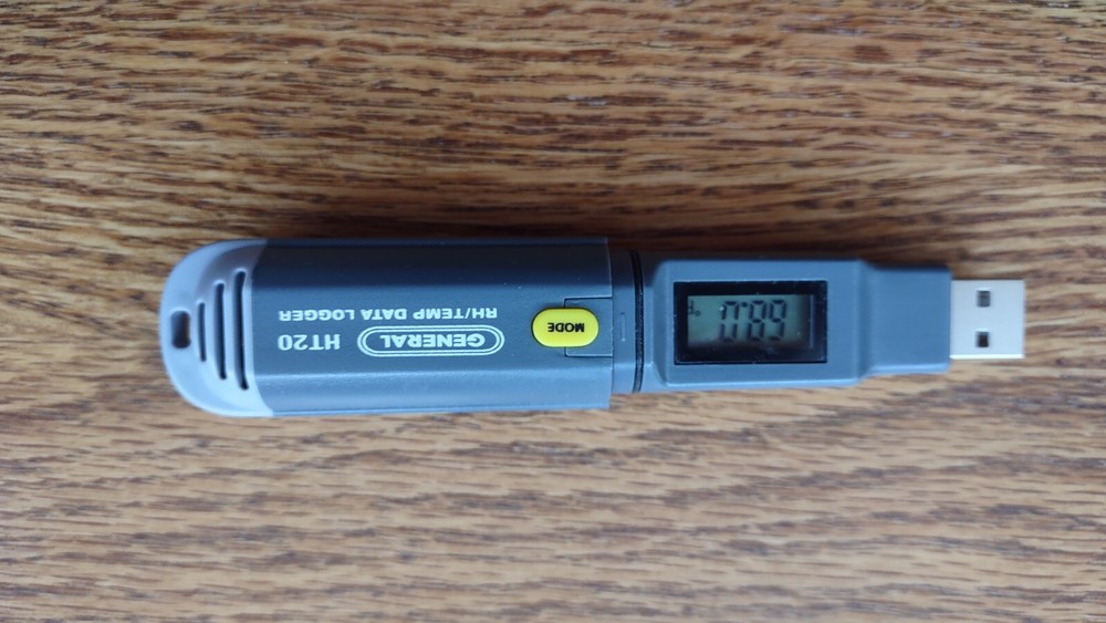 Temperature / Humidity / GPP USB Data Logger (free ship)