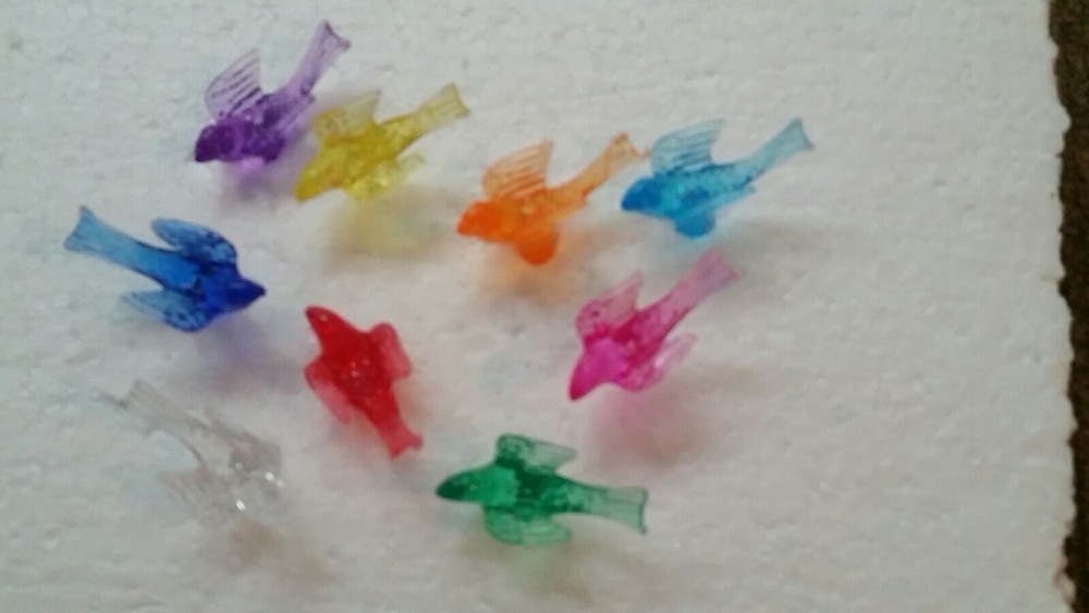 Ceramic Christmas Tree~ Plastic Peg Lights~ Non-Electric Assorted BIRD lights 25