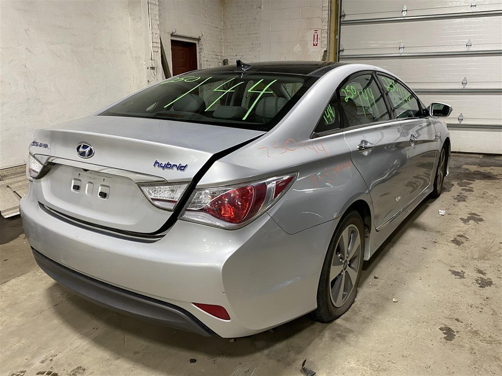 Used A/C Selector Switch fits: 2011 Hyundai Sonata w/navigation automatic temper