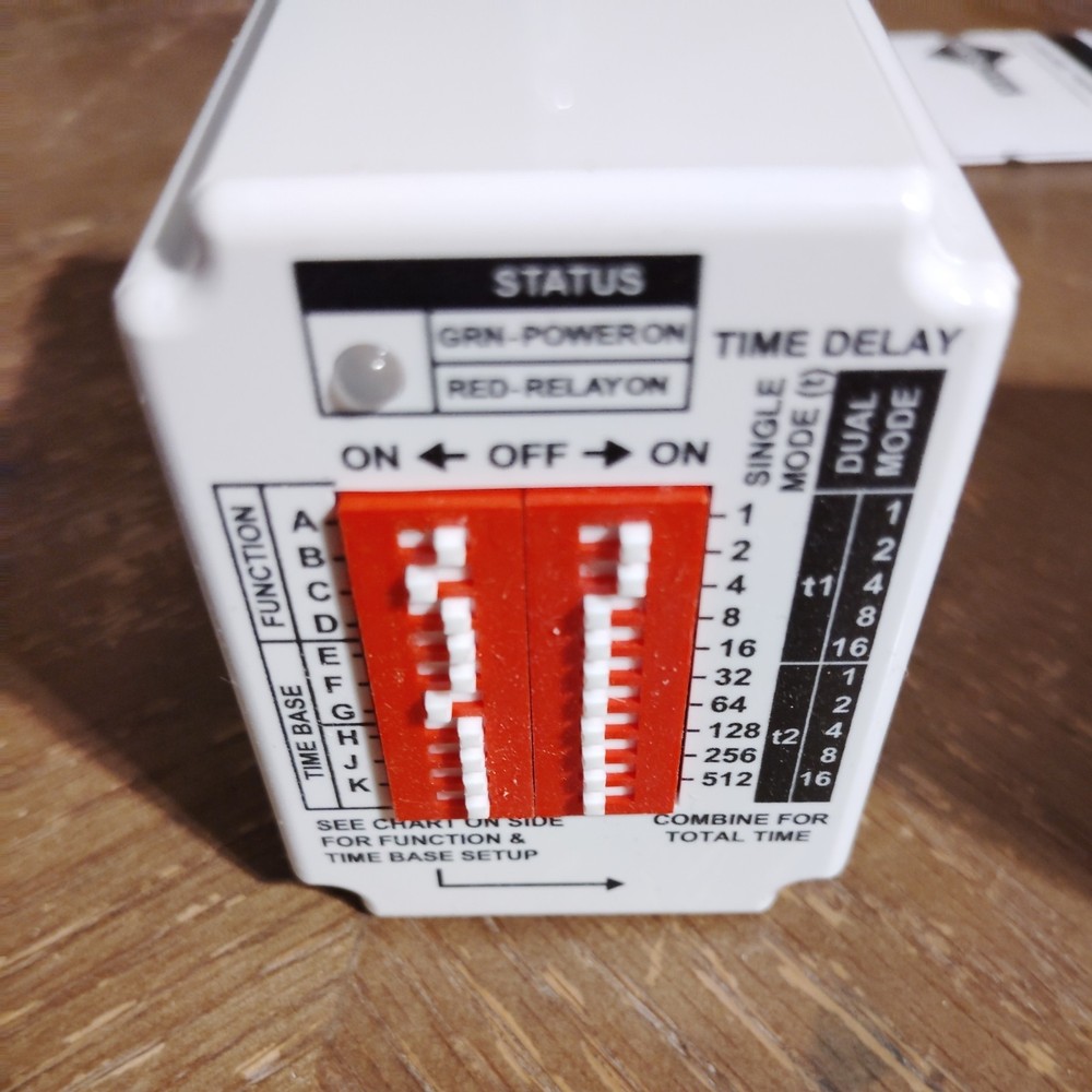 Macromatic 240VAC 10A TD-88161 Time Delay Relay