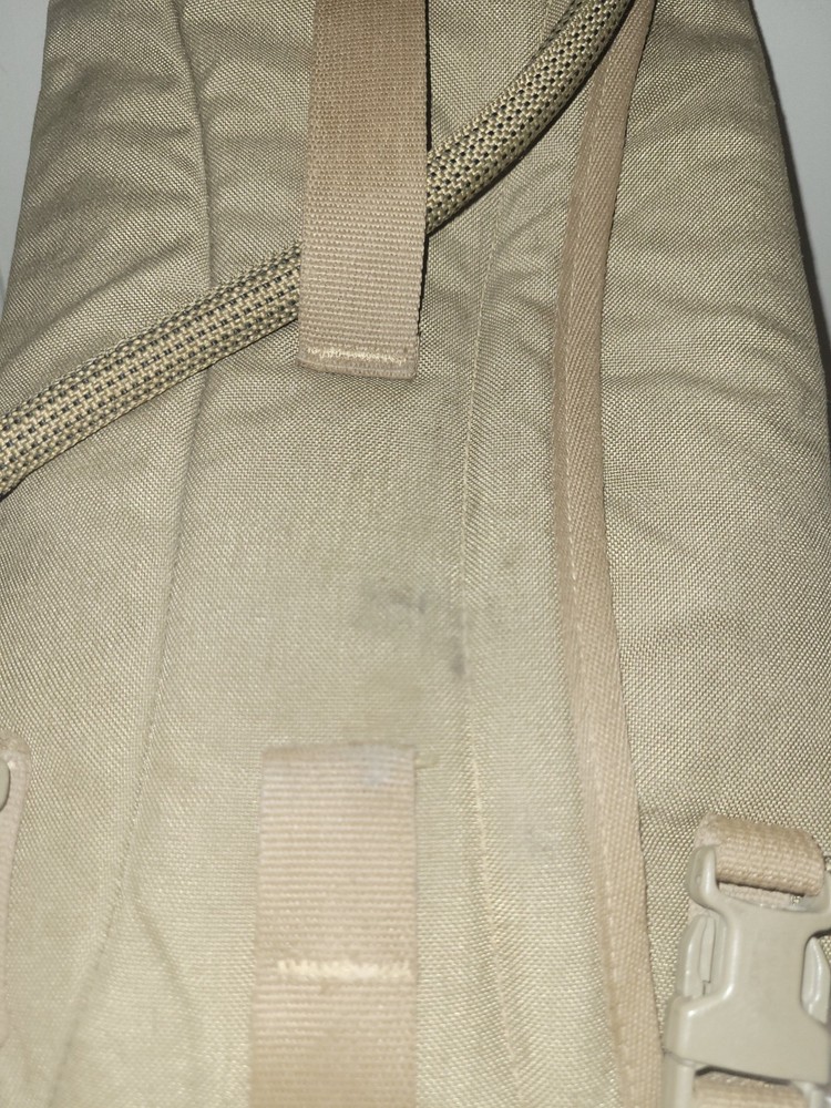 SOURCE HYDRATION SYSTEM W/ BLADDER, NEW HOSE USMC TACTICAL 3L COYOTE BROWN CLEAN