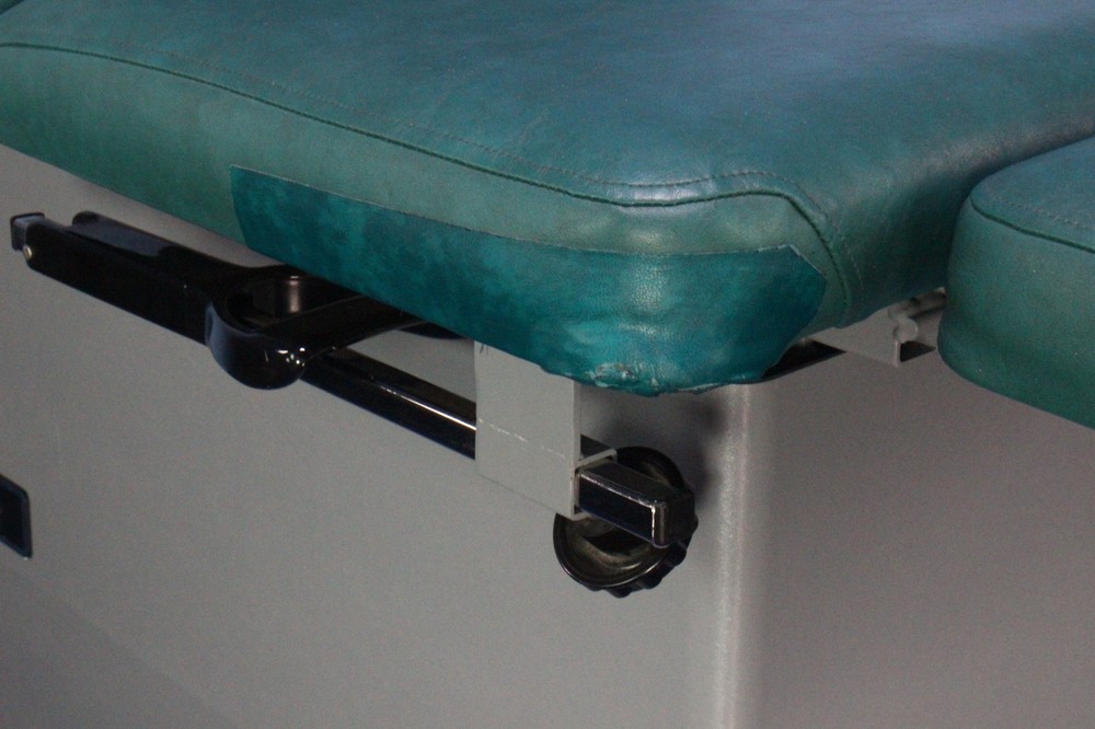 Hill Adjustable Table Power Exam Table OBGYN Chiropractic Therapy Table Warranty