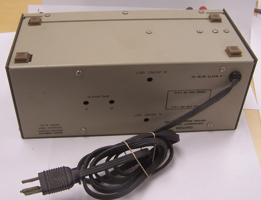 Vintage Heathkit Model ID-101 Electronic Switch for oscilloscope Powers Up.