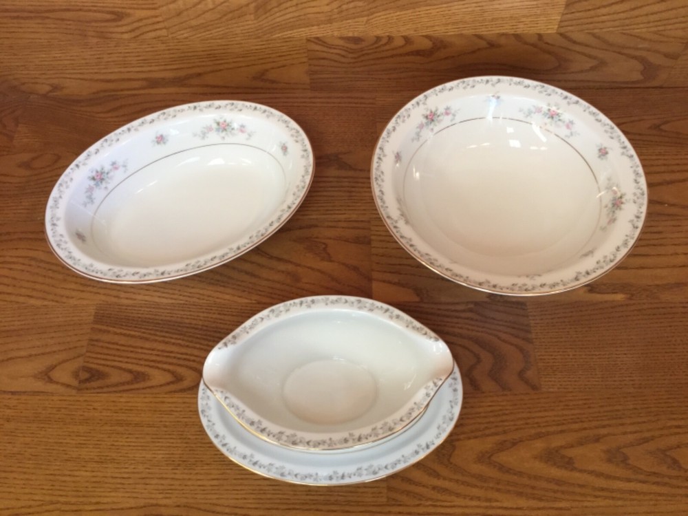Noritake 6305 Barton Vegetable Serving Bowls (3 Pcs.) - Excellent