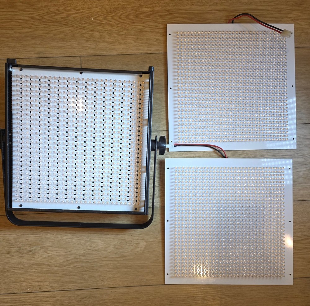 FloLight MicroBeam 800 high-powered LED video lighting panel