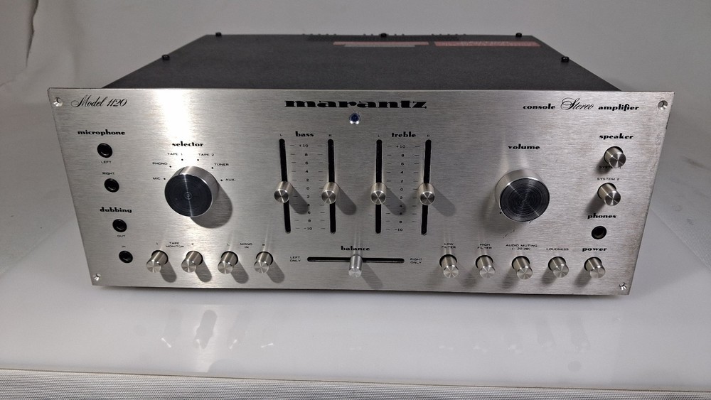 Marantz 1120 Console Stereo Amplifier
