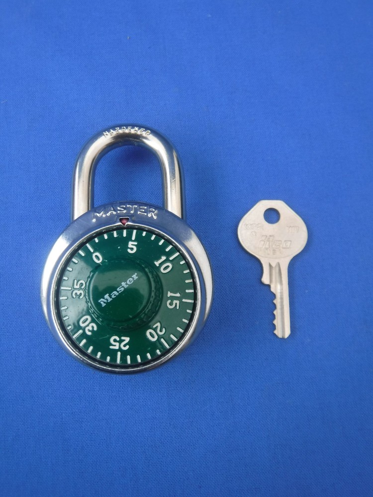 Master Lock Combination GREEN Padlock 1525 Lock & Master Control Key Copy