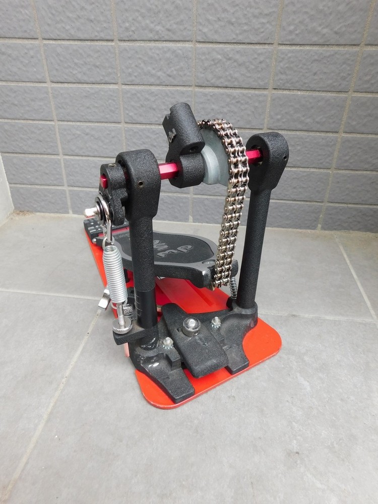 DW Delta4 Bass Drum Pedal with Soft Case