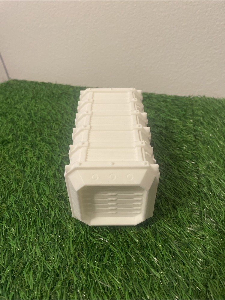 Warhammer DnD Compatible Terrain CONTAINERS X 12, WHITE Unpainted