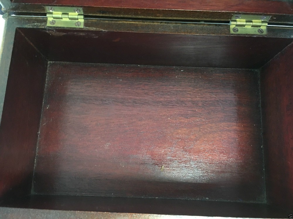 Figural Log Cabin Cigar Box