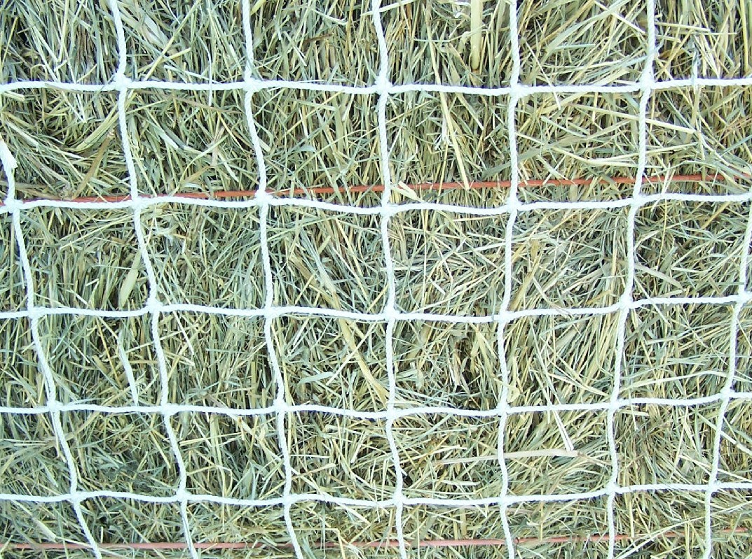 18' x 8' WHITE SQUARE NYLON HORSE HAY NET 2" #42 TEST 420 LBS / 1260 Lbs Mesh