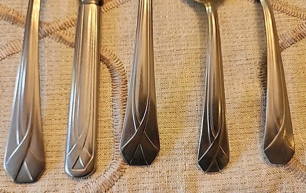 Vintage MCM ~ ROYAL STAINLESS Allegheny Metal ~ Flatware Silverware ~ Assorted