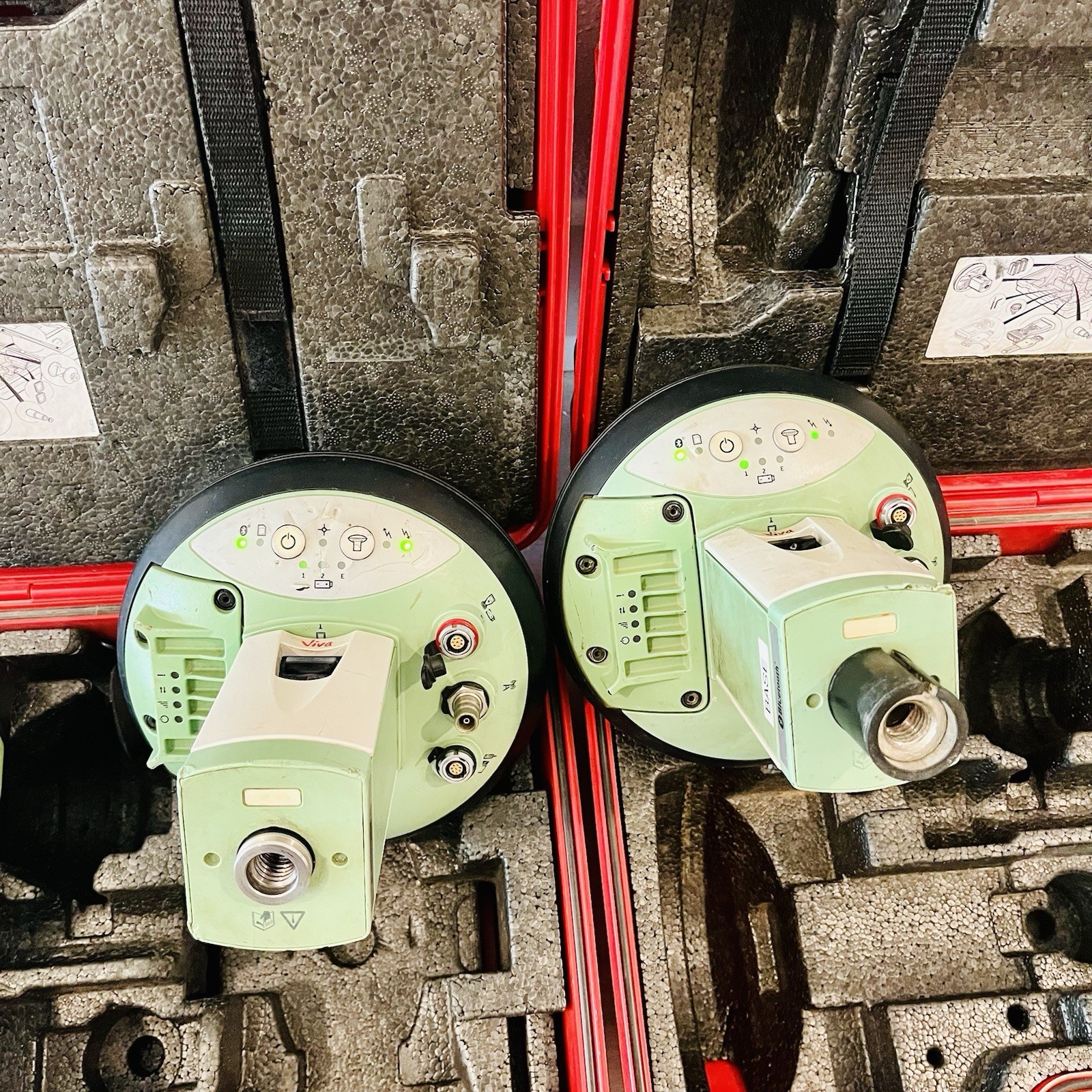 Leica Dual GS15 GPS GNSS RTK Base & Rover KIT with CS15 Field Controller