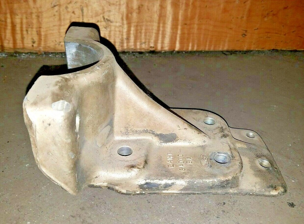 FORD TRUCK ENGINE MOUNT E4HT 6A070