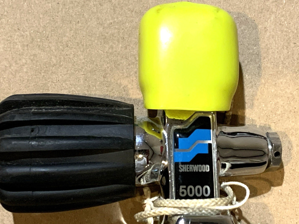 SCUBAPRO CONSOLE, RUGULATOR, VALVE $200