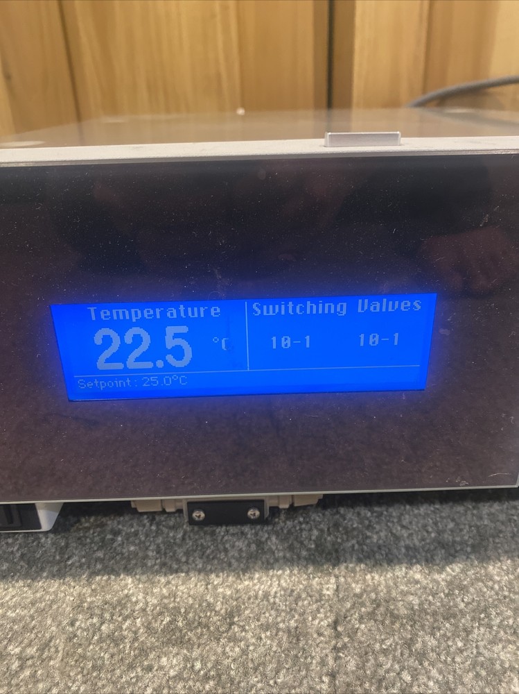 Thermo Scientific Dionex UltiMate 3000 FLM-3100 Flow Manager Powers On!