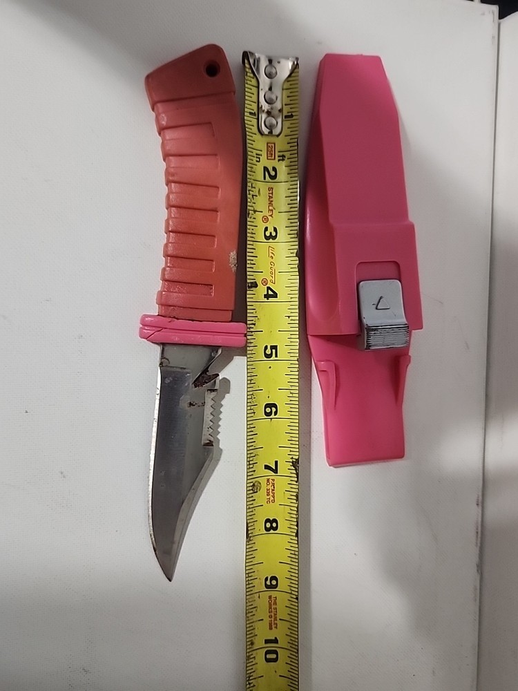 Pink Diving Knife With Sheath