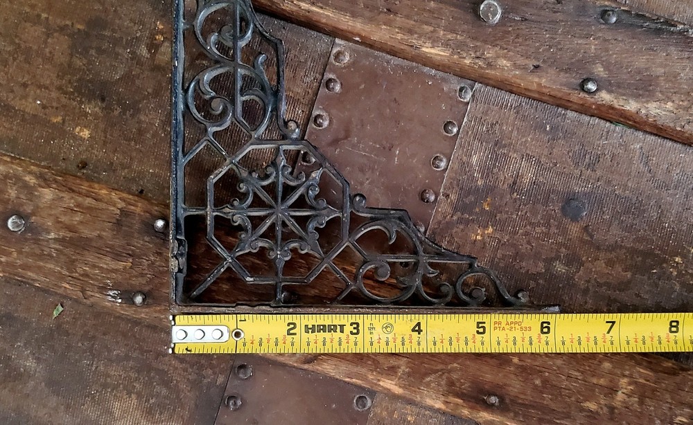 Antique Victorian Iron Shelf Bracket