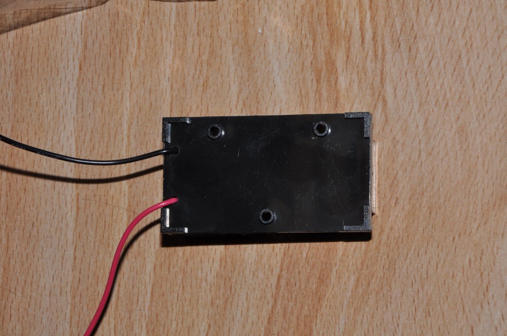 9V Battery Spring Clip 1-Holder Case Plastic Storage Box With Two Wire Leads