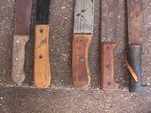 MACHETE LOT FOR RESTORATION