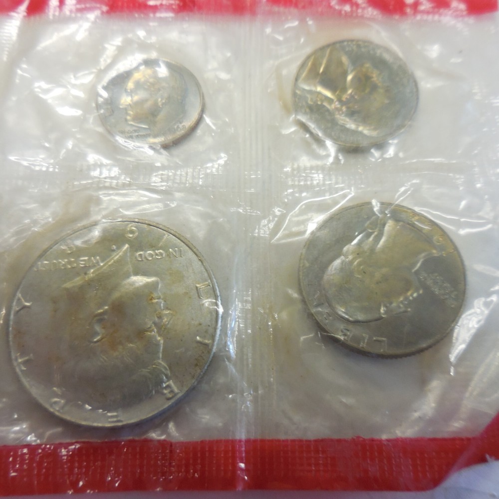 1968 D Mint Set 5 Piece Set --no envelope or papers
