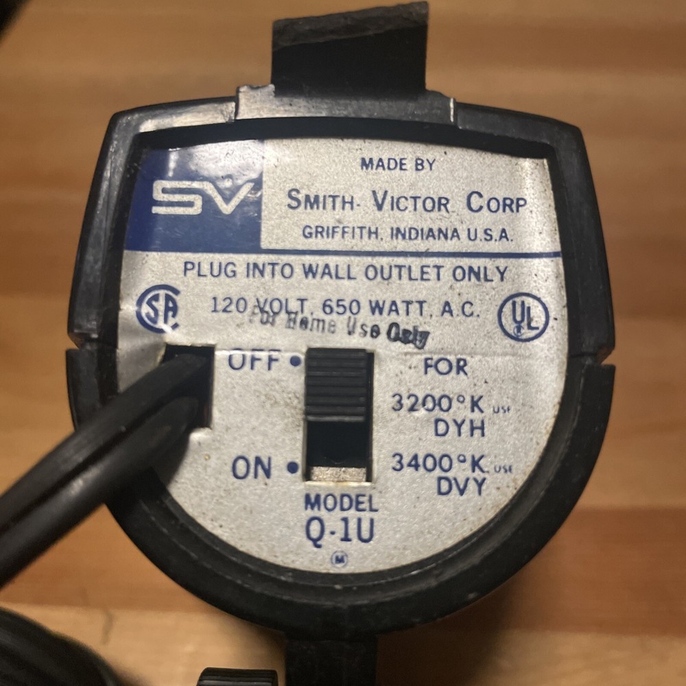 Smith Victor Corp SV 650Watt Light Model W-1U