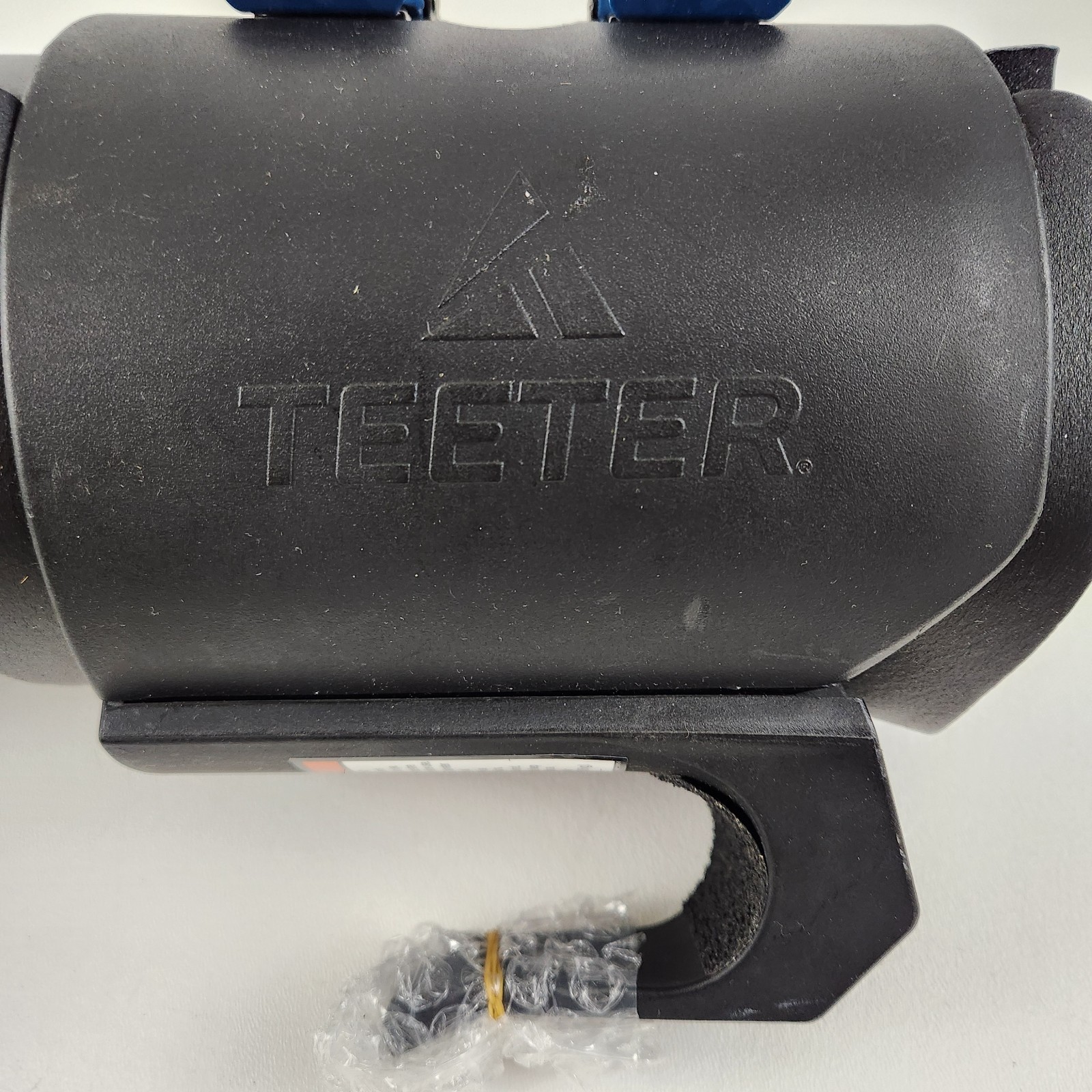 Teeter EZ-Up Gravity Boots for Inversion Decompression Stretching Back