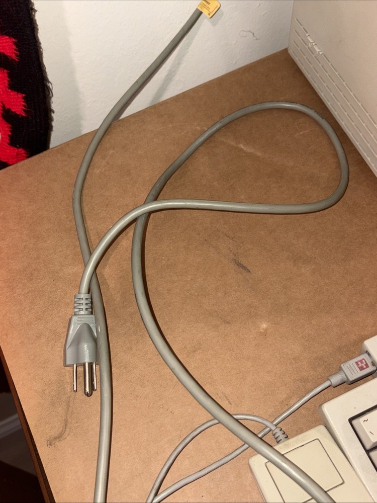 Apple Macintosh Classic M0420