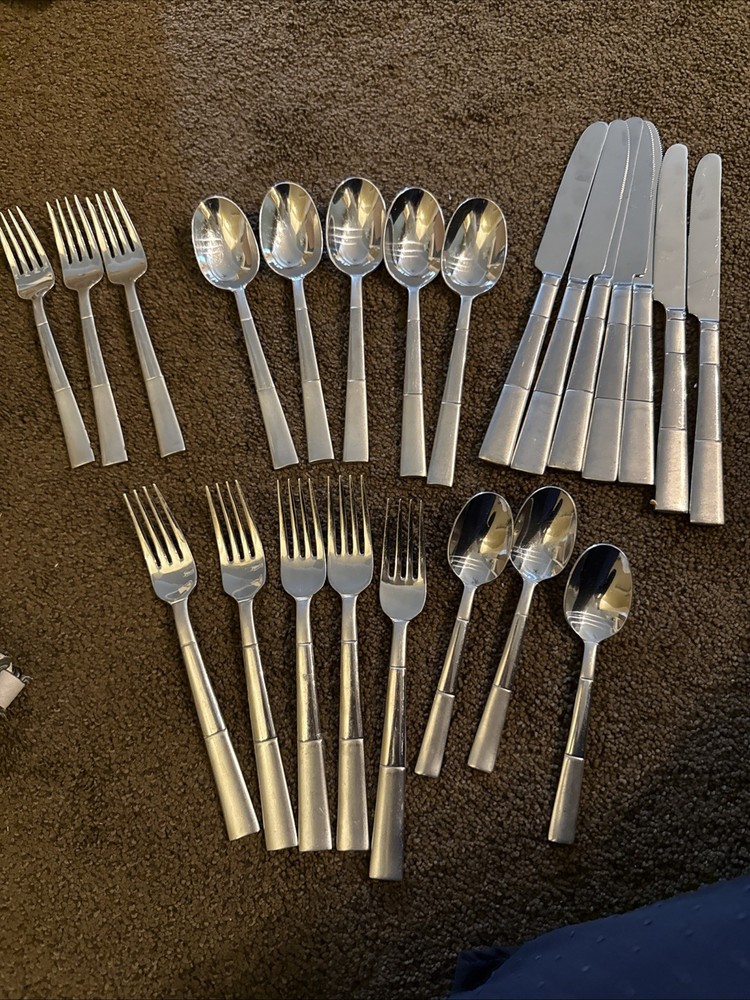 Vintage Oneida Vietnam Flatware Lot