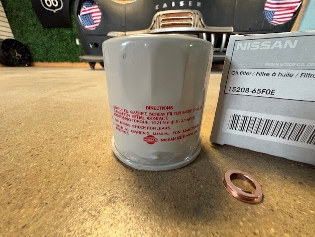 (2) Genuine Nissan Infiniti Oil Filter 15208-65F0A w/gaskets SAME AS DEALER