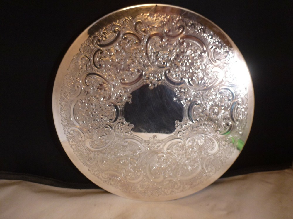 Vintage Silverplate 9" Round Etched Serving Trivet Plate Made In England Signed