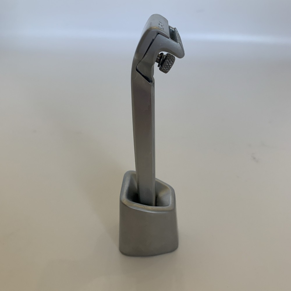 Supply Co Razor And Stand Used