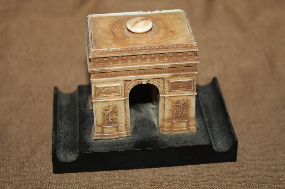 Original WW2 U.S. Army Combat Soldiers Wartime European Souvenir Bring Back Lot