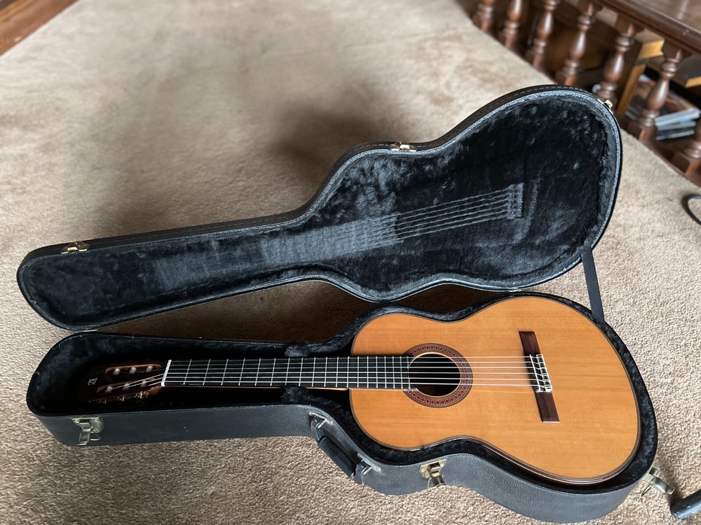 Alhambra 7P Classical Guitar (from Spain) with Hardshell Case