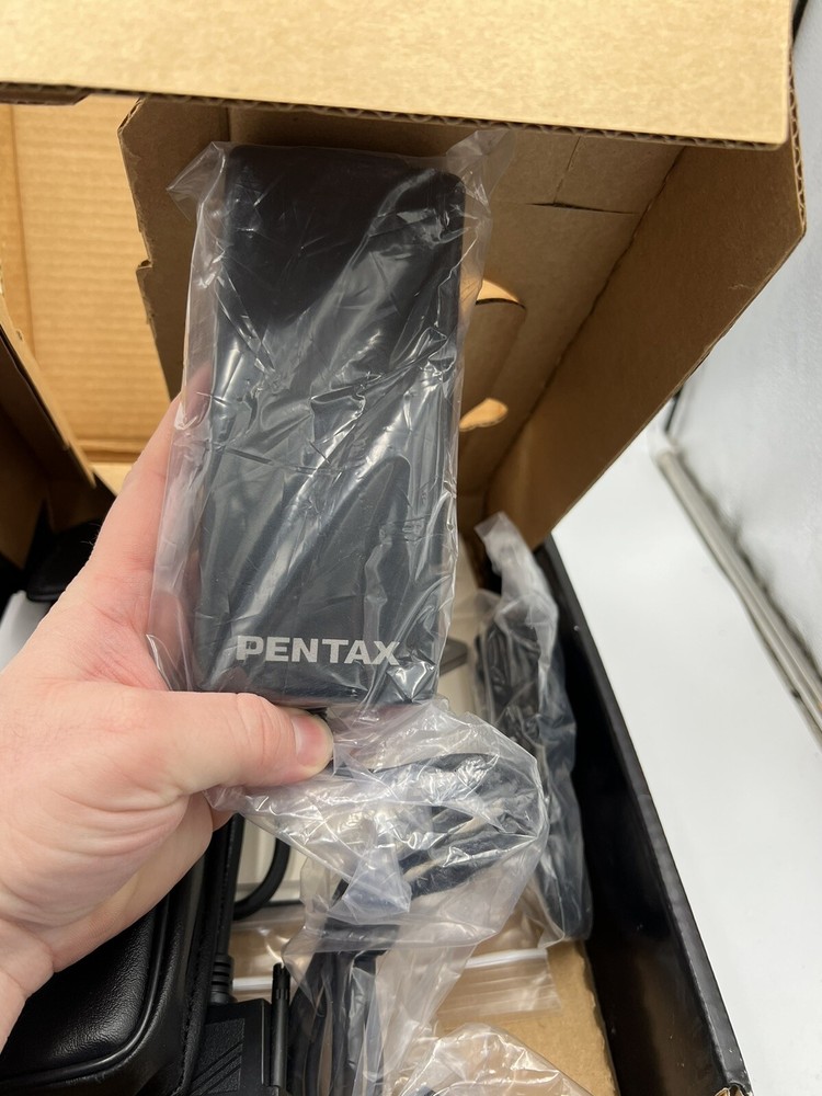 Pentax PocketJet PT-A4301 Mobile Thermal Printer With Complete Accessories