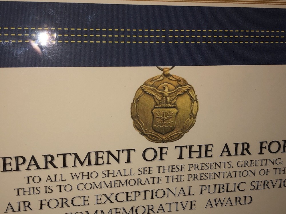 USAF EXCEPTIONAL PUBLIC SERVICE COMMEMORATIVE AWARD CERTIFICATE Type-1