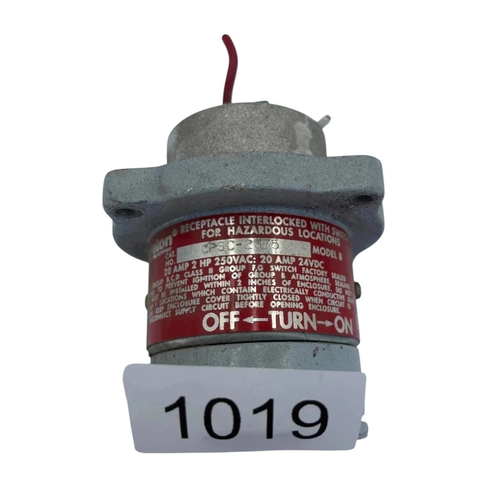 Appleton CPSC2375 Receptacle Interlocked With Switch 20Amp 2Hp 250Vac Used