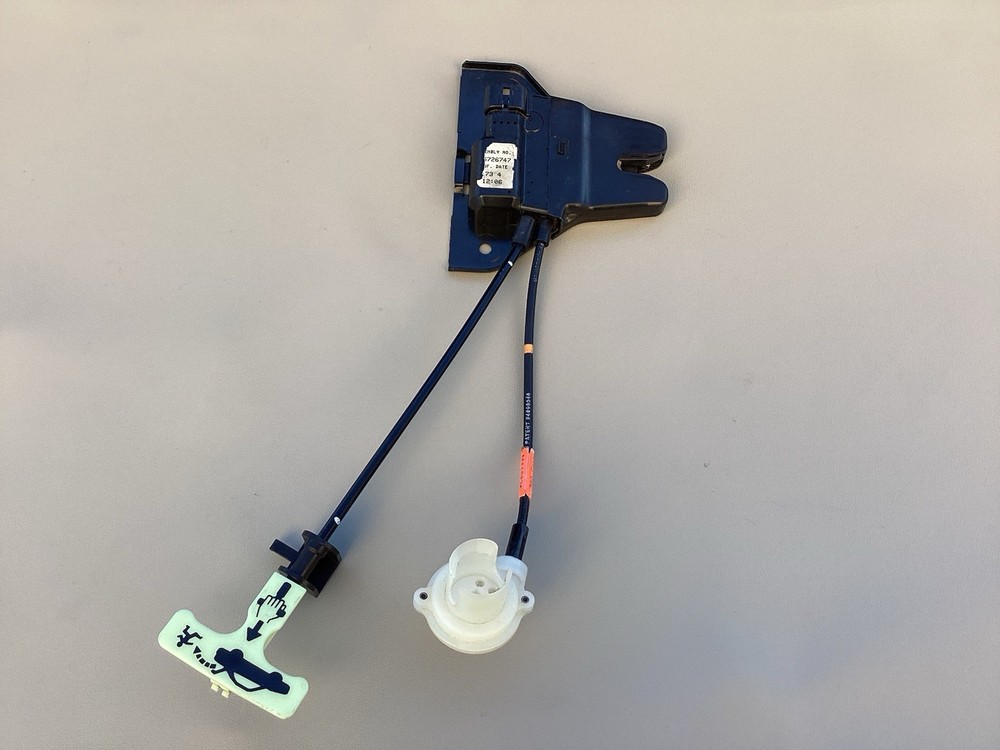 2000-2005 Cadillac Deville Trunk Latch Lock Actuator 25726747 OEM *