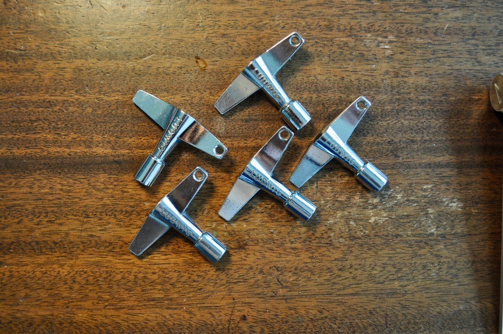 Ludwig Drum Key ~ 1960's {for 1 key]