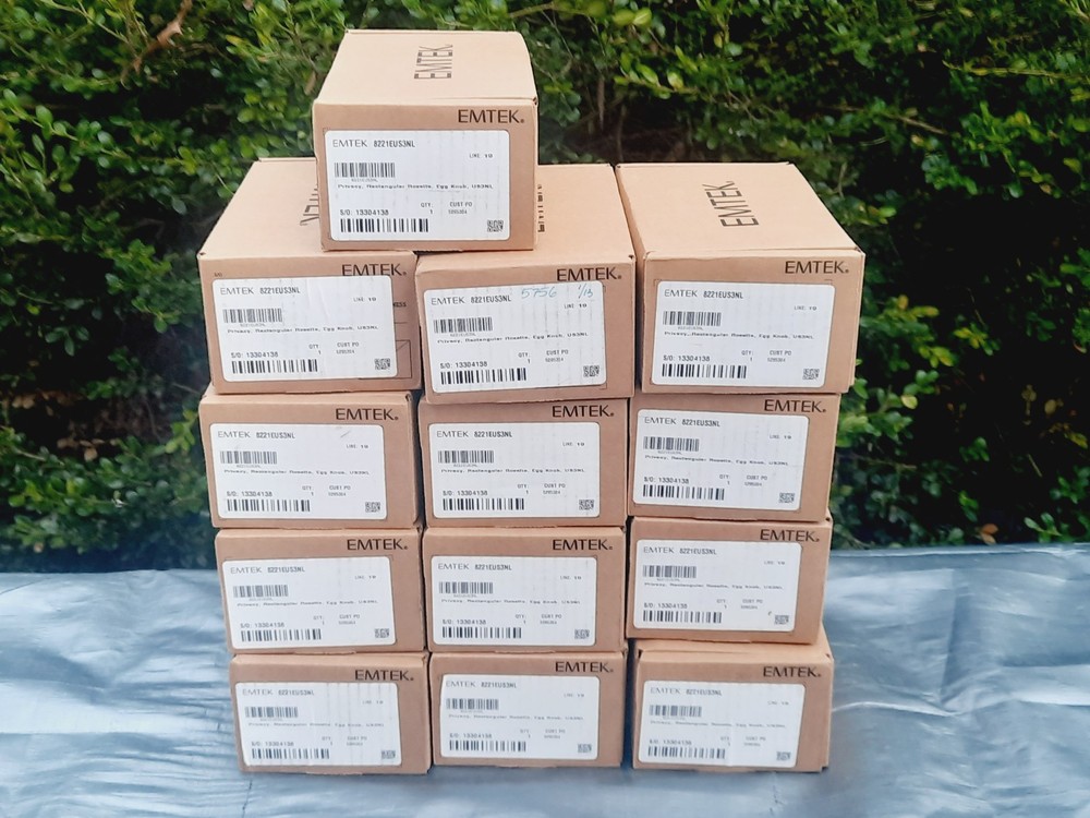 Emtek 8221EUS3NL PRIVACY, Rectangular Rosette, Egg Knob, Unlacquered Brass