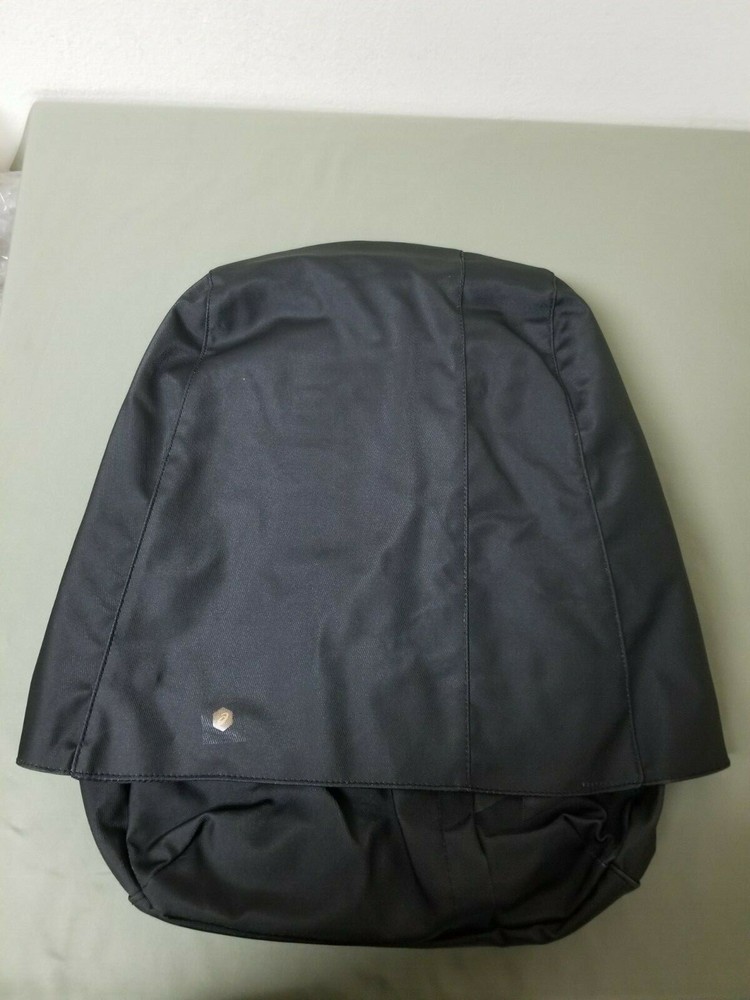 New Asics Womens Converted Weekender Backpack. Retail 74.00